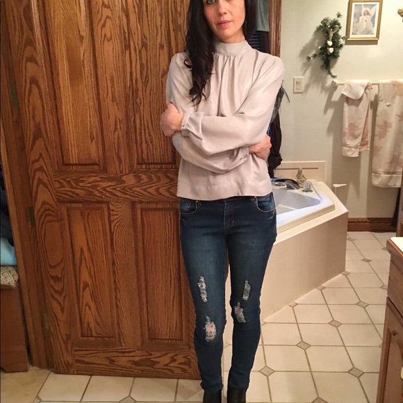 NWT New York & Company Metallic Tie Back Blouse - Picture 3 of 6